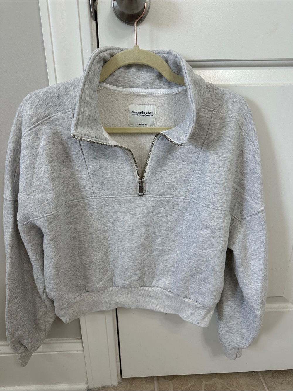 Abercrombie & Fitch Heather Gray Half-Zip Pullover
